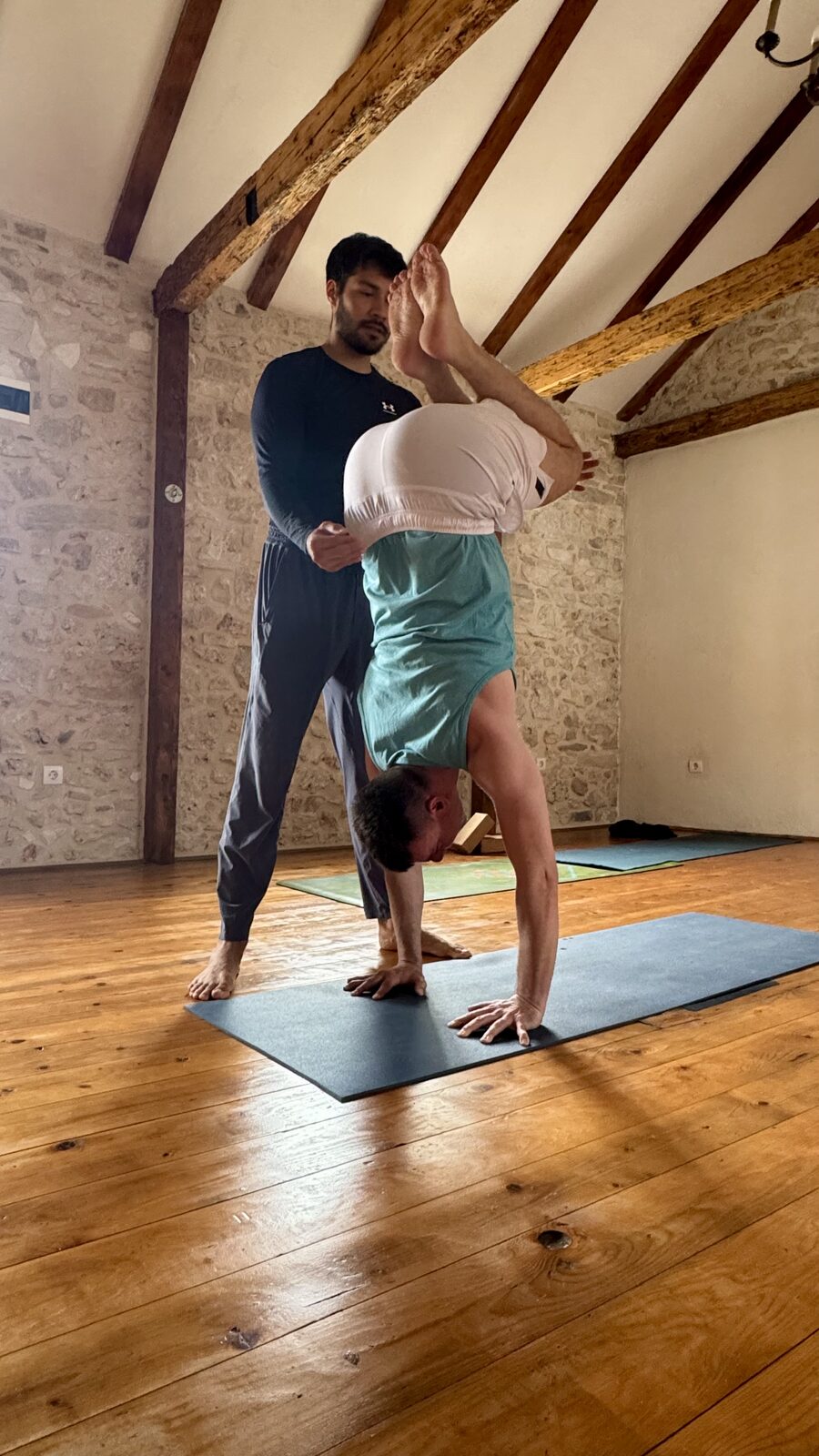 Handstand assist during practice